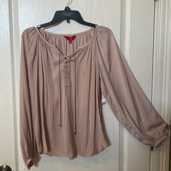 Jennifer Lopez size XS light pink lace up front long sleeve top NWT - Picture 1 of 7